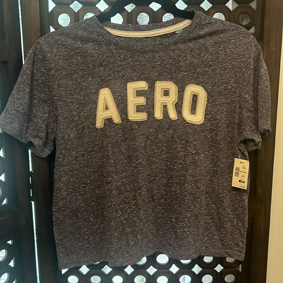 Aero crop Tshirt - Picture 1 of 2